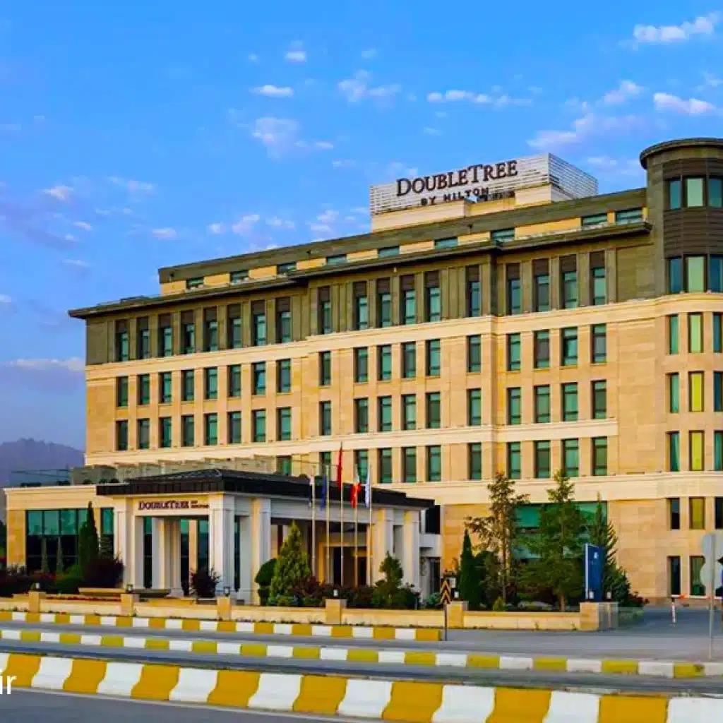 جامعترین مقایسه هتل های وان