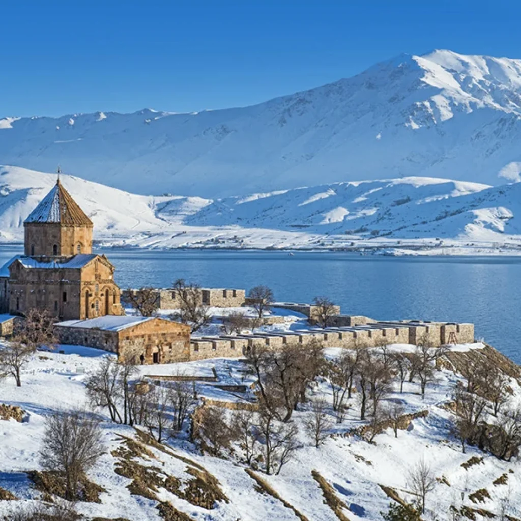 بررسی آب و هوای وان در زمستان