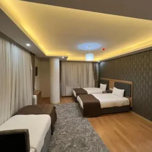 اتاق سه‌تخته